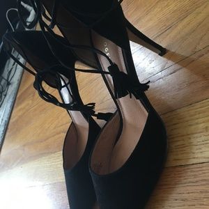 Halogen Mindy Lace Up Pump